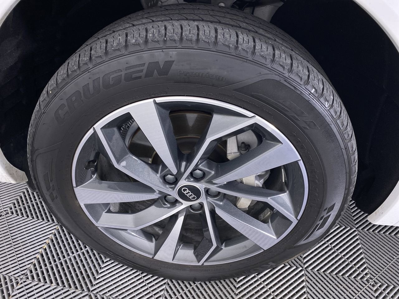 2022 Audi Q5 Premium Plus 45 TFSI S line quattro S tronic