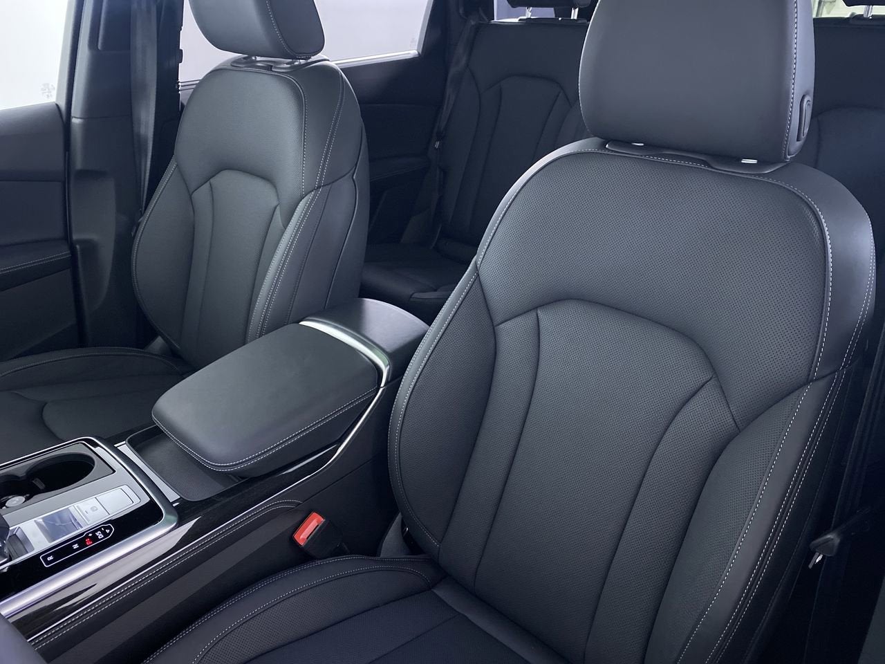 2026 Audi Q7 Prestige 55 TFSI quattro tiptronic