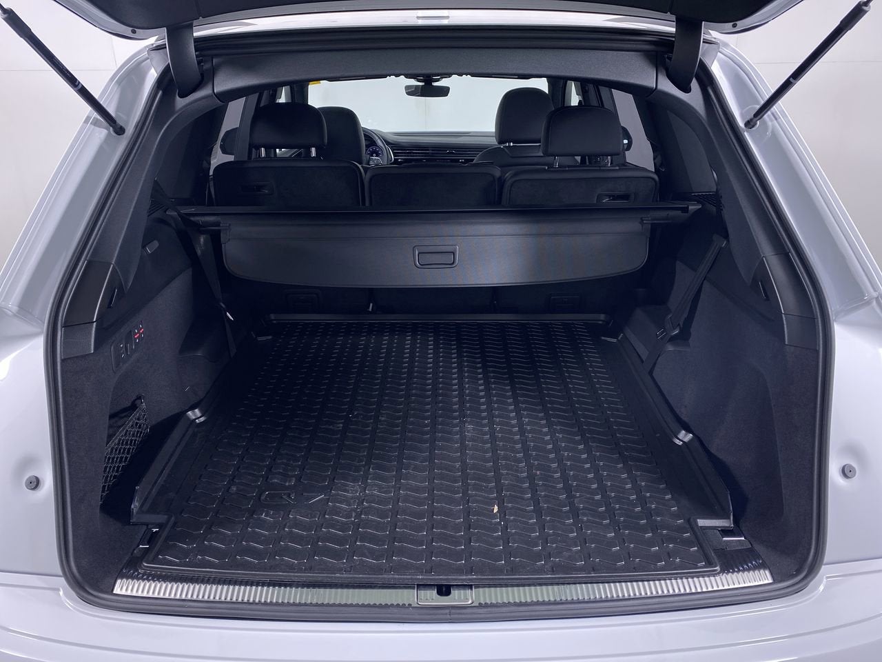 2026 Audi Q7 Prestige 55 TFSI quattro tiptronic