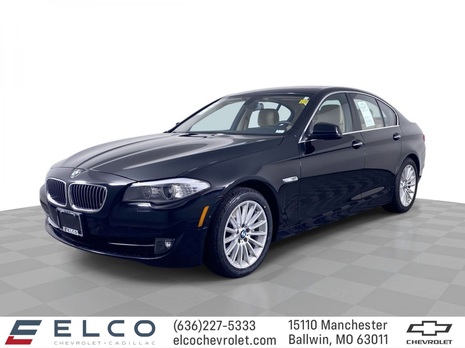 2013 BMW 5 Series 535i xDrive Sedan's photo