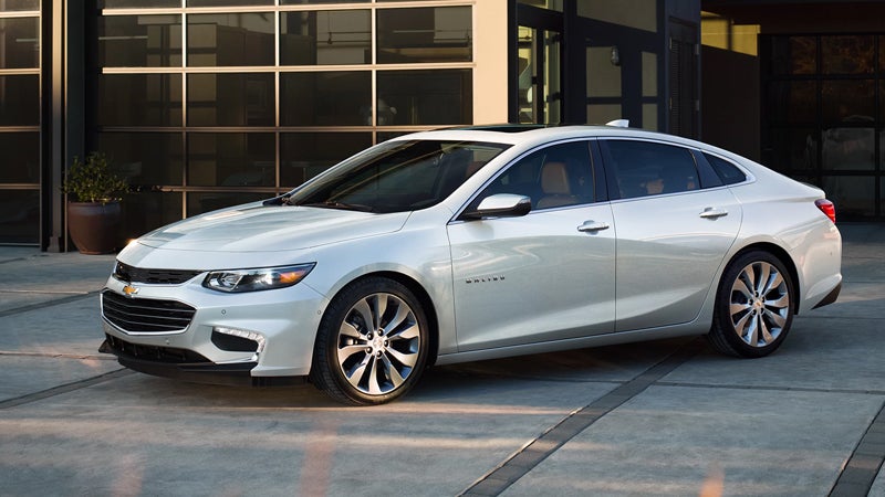 White 2018 Chevrolet Malibu